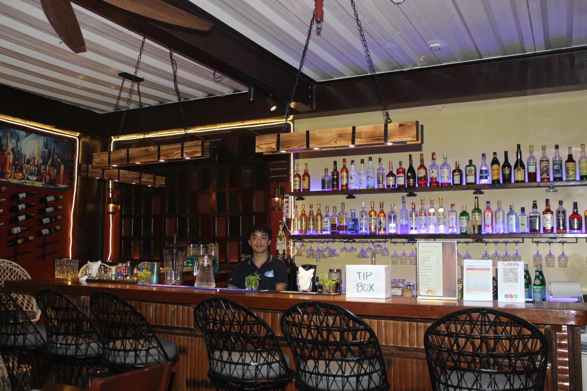 Nirvana 3* Balabag (Boracay)